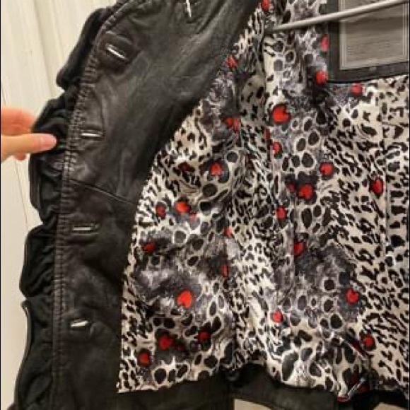 Slim fit leather jacket - Picture 3 of 5